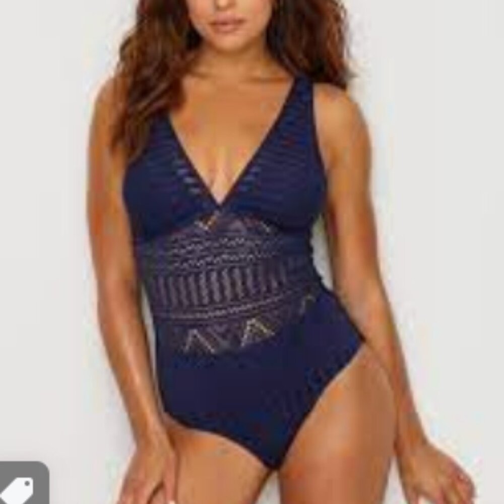 Anne Cole Signature Navy  Crochet All Day Plunge One-Piece Size 8 NEW